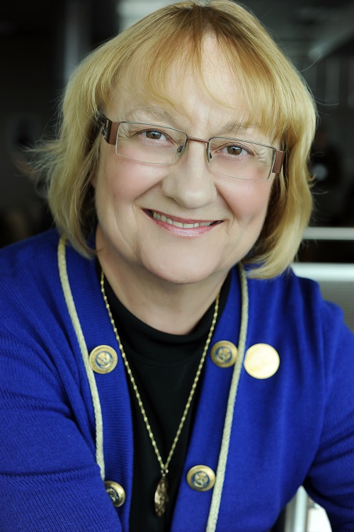 
<span>Barnes-Jewish College Goldfarb School of Nursing Announce Retirement of President Dr. Nancy Ridenour</span>
